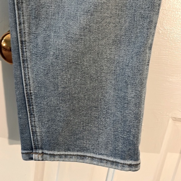 1822 DENIM High-Rise, Slim Boot Cut Jeans for Women. Size 12. - Picture 7 of 10